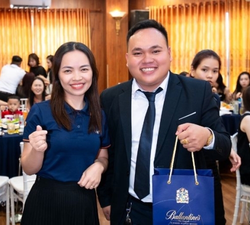 YEAR END PARTY PHÚ QUÝ - HÀNH TRÌNH NHÌN LẠI, TRI ÂN VÀ BỨT PHÁ