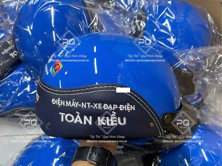 IN MŨ BẢO HIỂM XE ĐIỆN